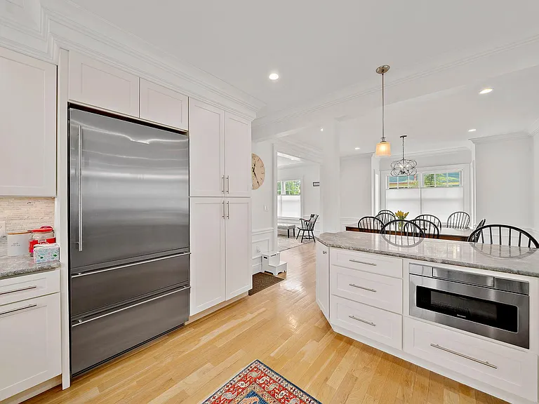8 Kirk St — Photo 3