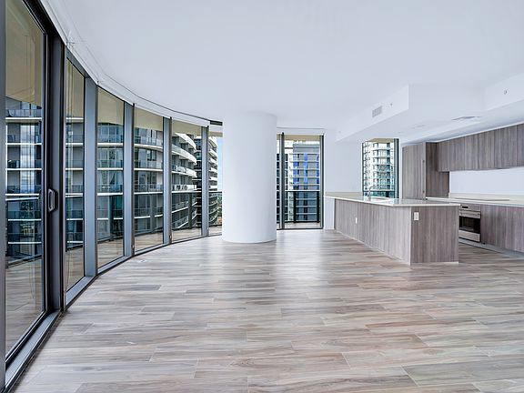 4th image of 801 S Miami Ave Unit 4201