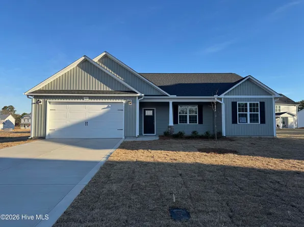 357 Sacksonia Street, Raeford, NC 28376