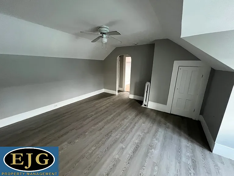 101 Pearl St #3 — Photo 6