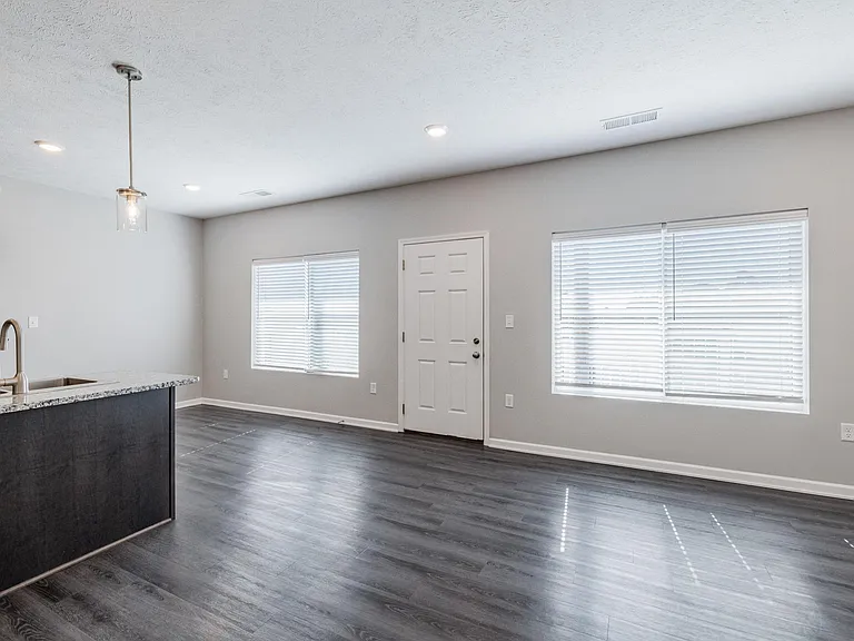 Trailview Apartments at Pioneers Park — Photo 64
