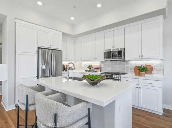 1275 Snowberry Pl, Montebello, CA 90640