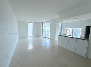 185 SW 7th St APT 3412, Miami, FL 33130