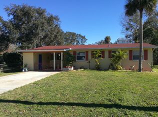 555 Burleigh Ave, Holly Hill, FL 32117