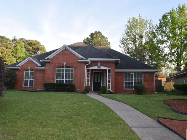 3501 Clear Creek Cir, Texarkana, TX 75503
