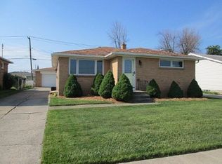 67 Lydia Ln, Cheektowaga, NY 14225