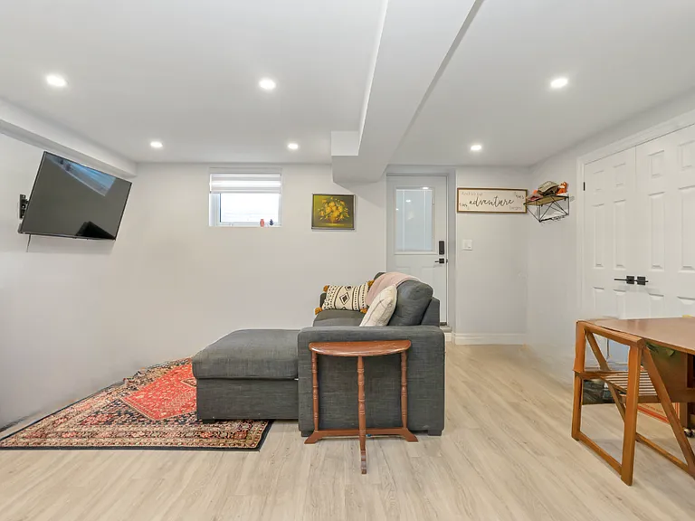 91 Ottaway Ave #91 — Photo 5