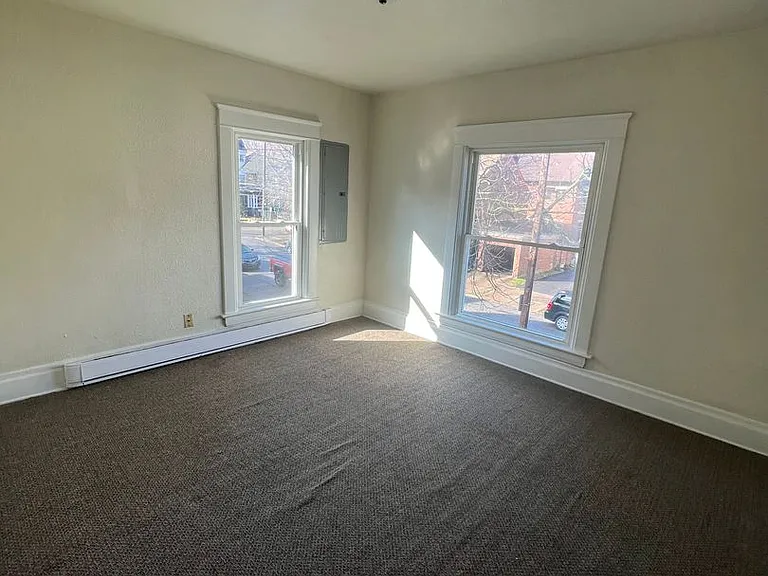 721 Poplar St — Photo 7
