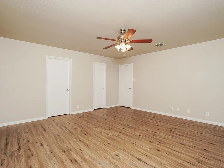 120 Bay Willow — Photo 9