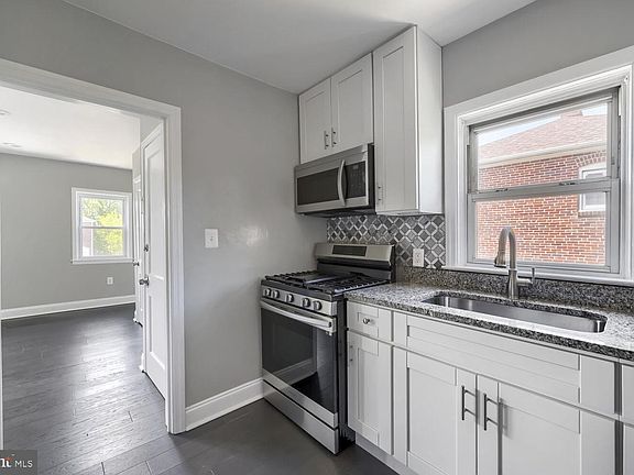 4th image of 2908 Clearview Ave