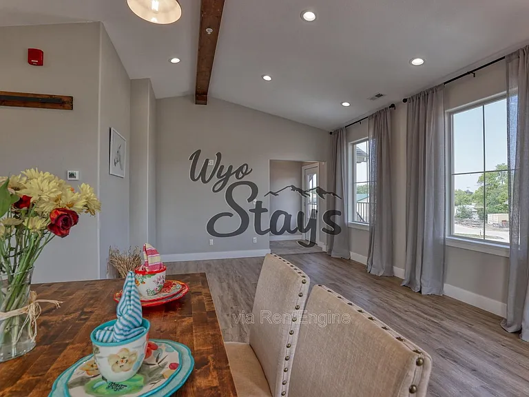 847 Lincoln Dr #201 — Photo 17