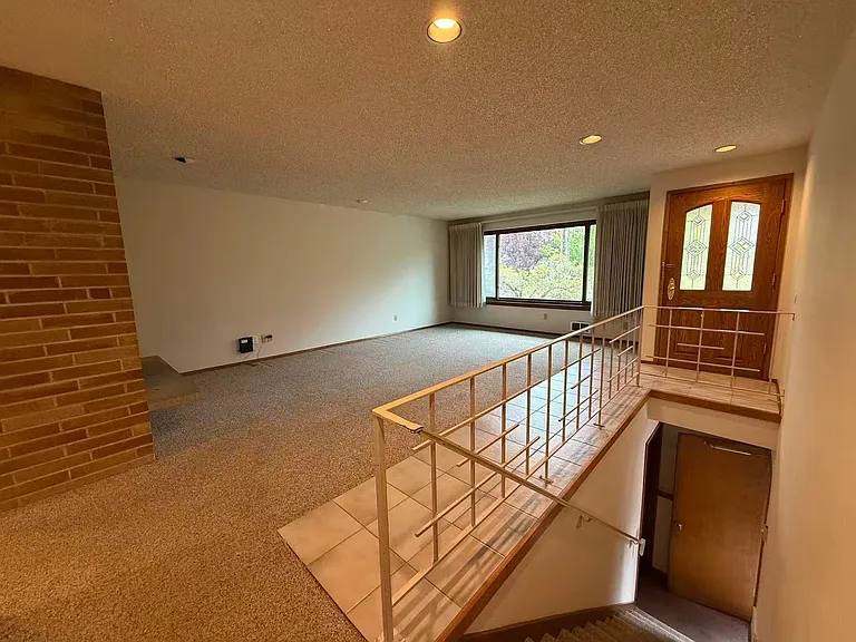 13819 Greenwood Ave N #13819 — Photo 8