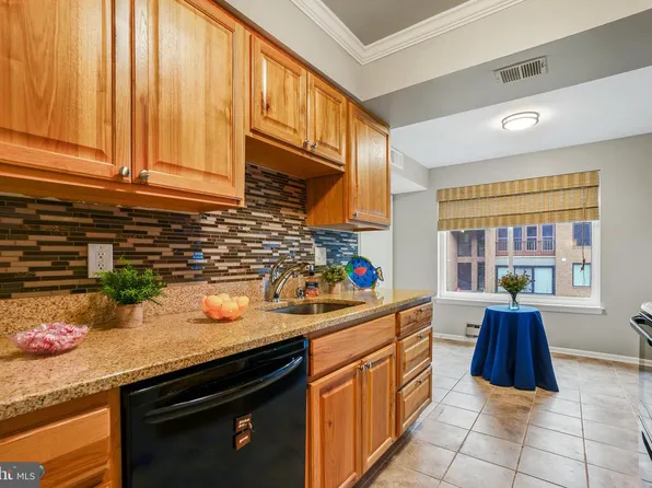 15301 Beaverbrook Ct #92-2B, Silver Spring, MD 20906