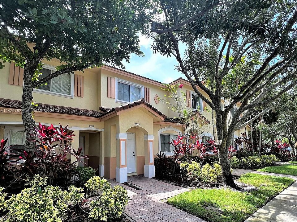 1st image of 2553 SW 83rd Ter #106