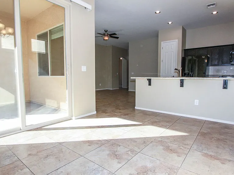 6803 E Hetley Pl — Photo 7