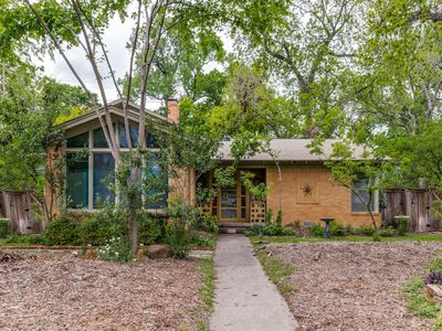 8615 Vinewood Dr, Dallas, TX, 75228