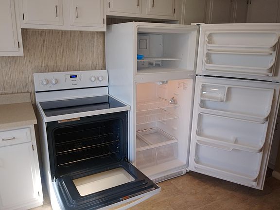 5th image of 140 N Main St #1