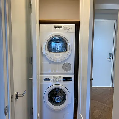 Rented by UES Management | media 27