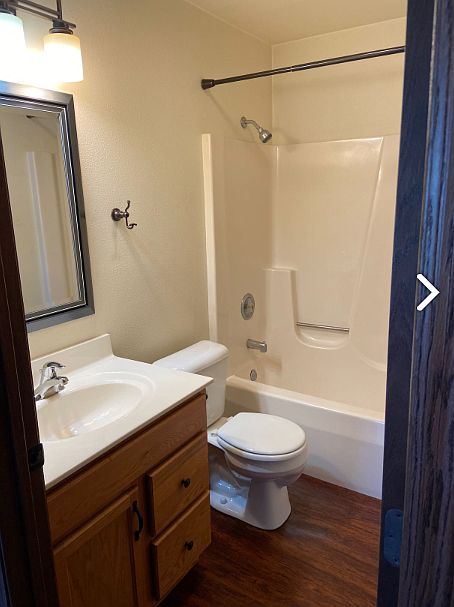 2nd image of 214 Bowman Ln #4