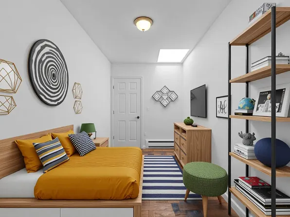 2037 Radcliff Avenue image 6 of 14