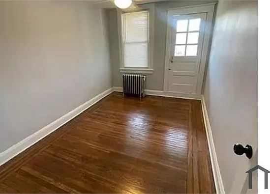 3 bed, $2,200 — Photo 4