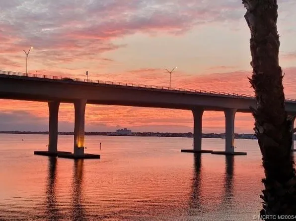 215 NW Flagler Ave APT 203, Stuart, FL 34994