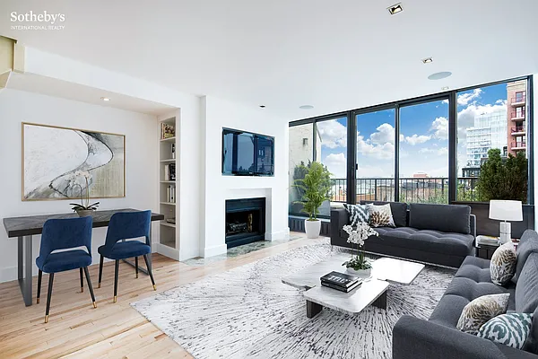 Sold by Sotheby's International Realty | media 10