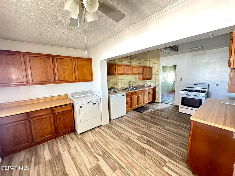 7512 Kingman Dr — Photo 13