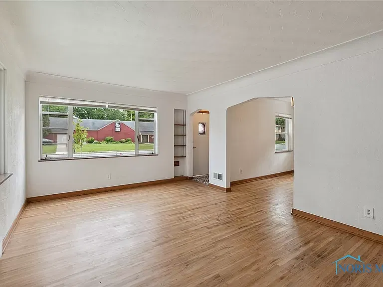 3 bed, 1186 sqft, $1,400 — Photo 4