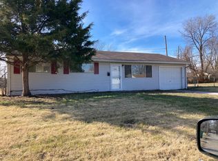 1532 Andrews Dr, Cahokia, IL 62206