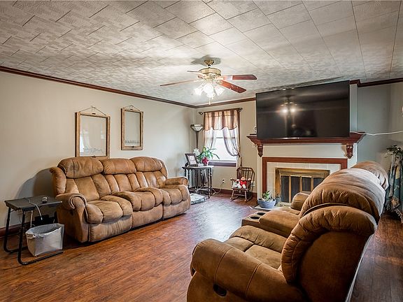 4th image of 700 Manier Ave
