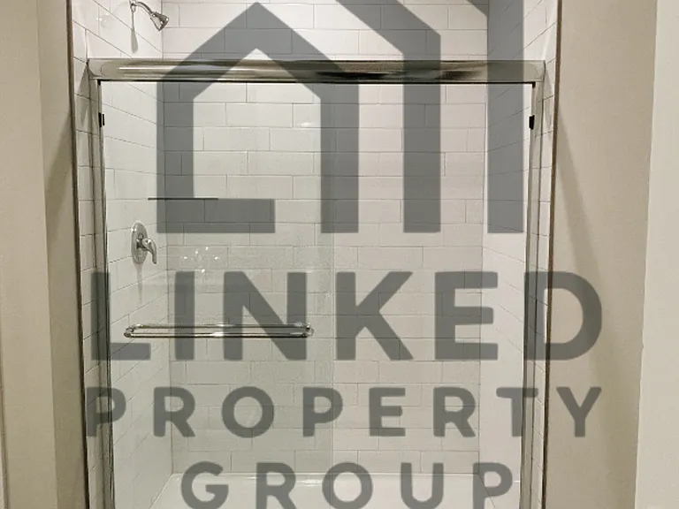 2013 E Urbana St — Photo 14