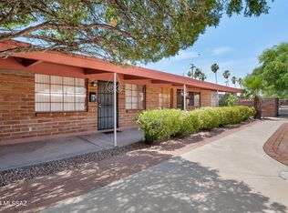 910 N Alvernon Way APT J, Tucson, AZ 85711