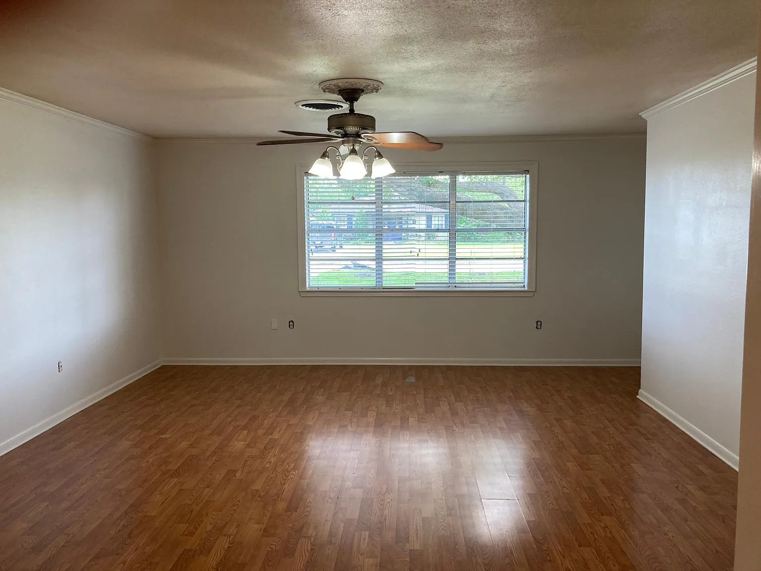 105 Pi Street — Photo 3