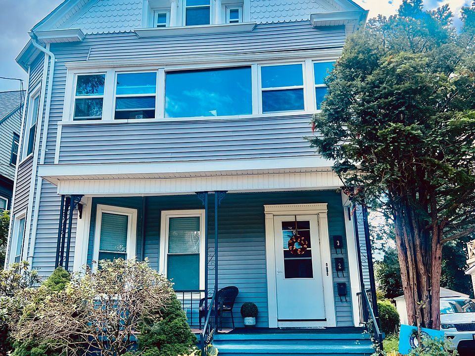 Beautiful Immaculately maintained home!