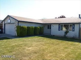 1716 S 66th Ave photo 1