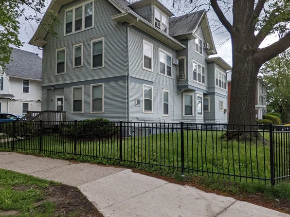308 N Clinton St, Iowa City, IA 52245