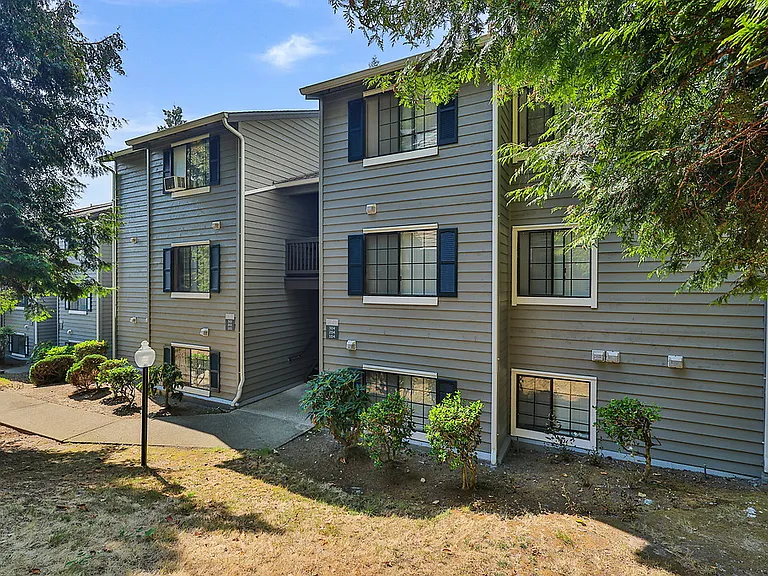 Emerald Ridge — Photo 40