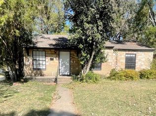 7428 Gaston Ave, Fort Worth, TX 76116