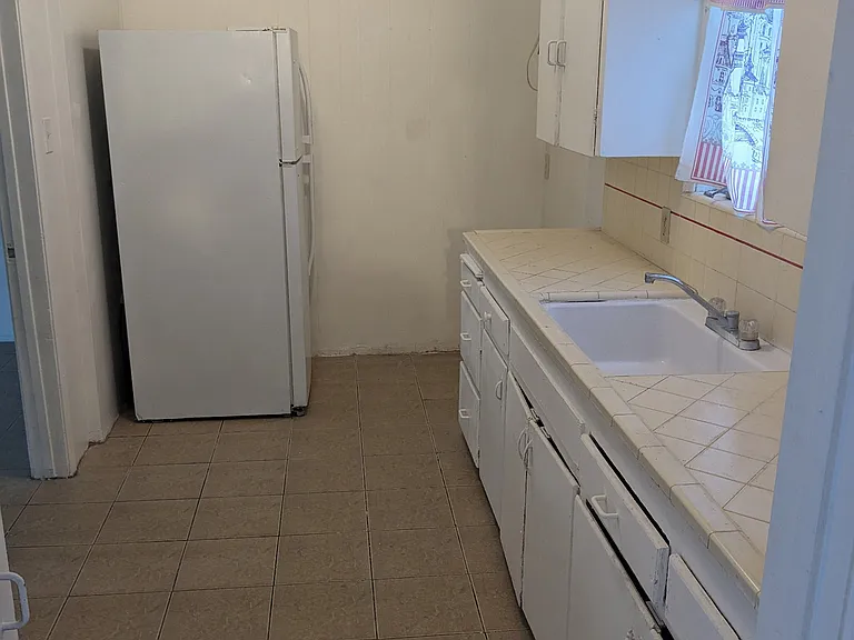 8161 Wheeler Ave #2 — Photo 3