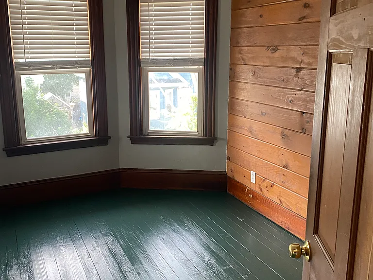 157 Hathaway St #3W — Photo 9
