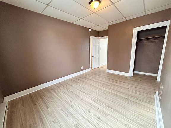 2nd image of 212 E Lemon St APT 4