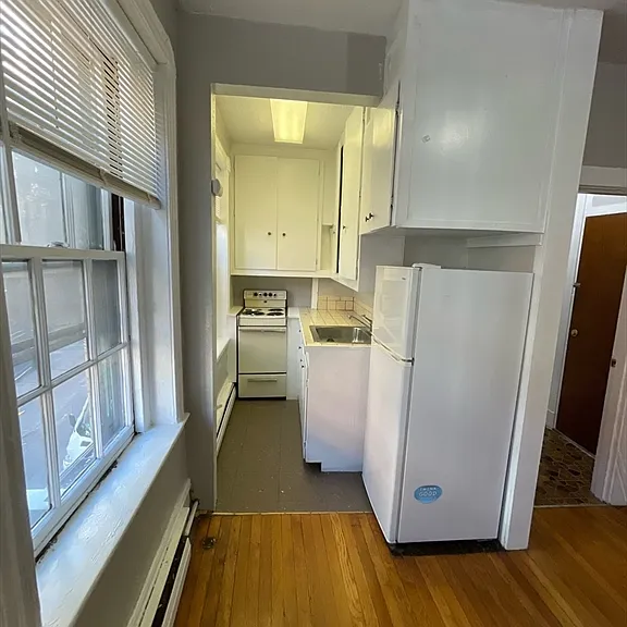 41 Anderson St #23 — Photo 4