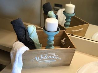 1609 Country Lakes Dr APT 105, Naperville, IL 60563