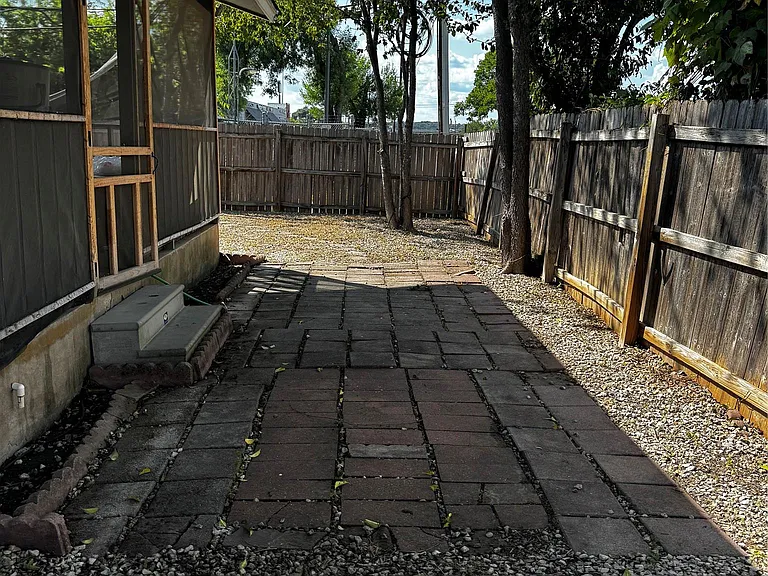 1311 Barbara Dr #B — Photo 12