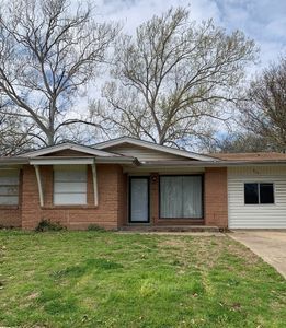 804 Buena Vista Dr, Arlington, TX, 76010