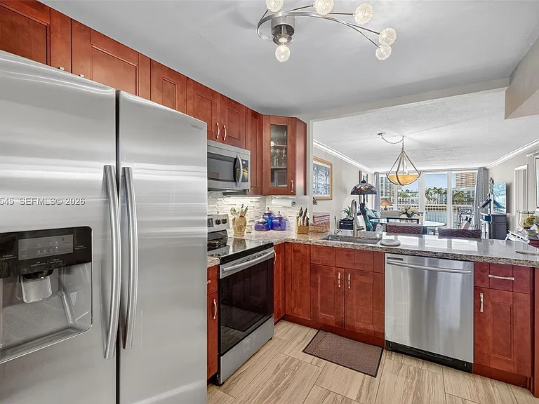 121 Golden Isles Dr #205 — Photo 38