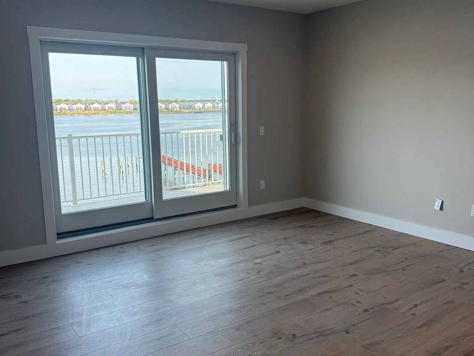3 bed, 1800 sqft, $4,000 — Photo 4