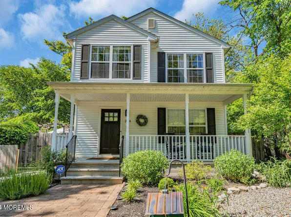26 1/2 Earl Street, Red Bank, NJ 07701