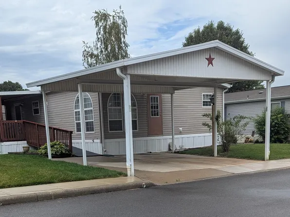 22 Birch Row Dr, Delaware, OH 43015